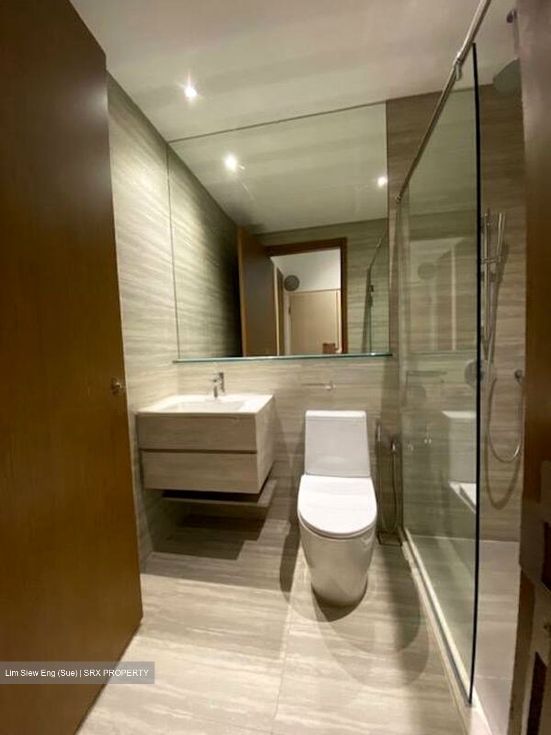 Sunrise Avenue (D28), Terrace #498017391